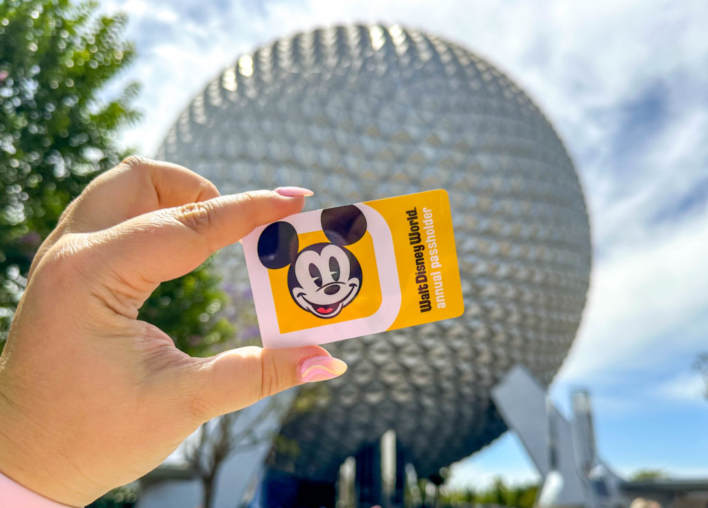 Disney's Annual Passholder card