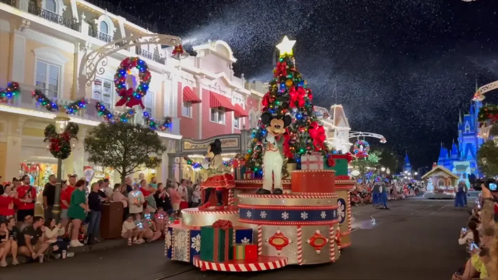 Mickey's Very Merry Christmas Party 2023 Guide NEW Food & The BEST Characters Walt Disney World
