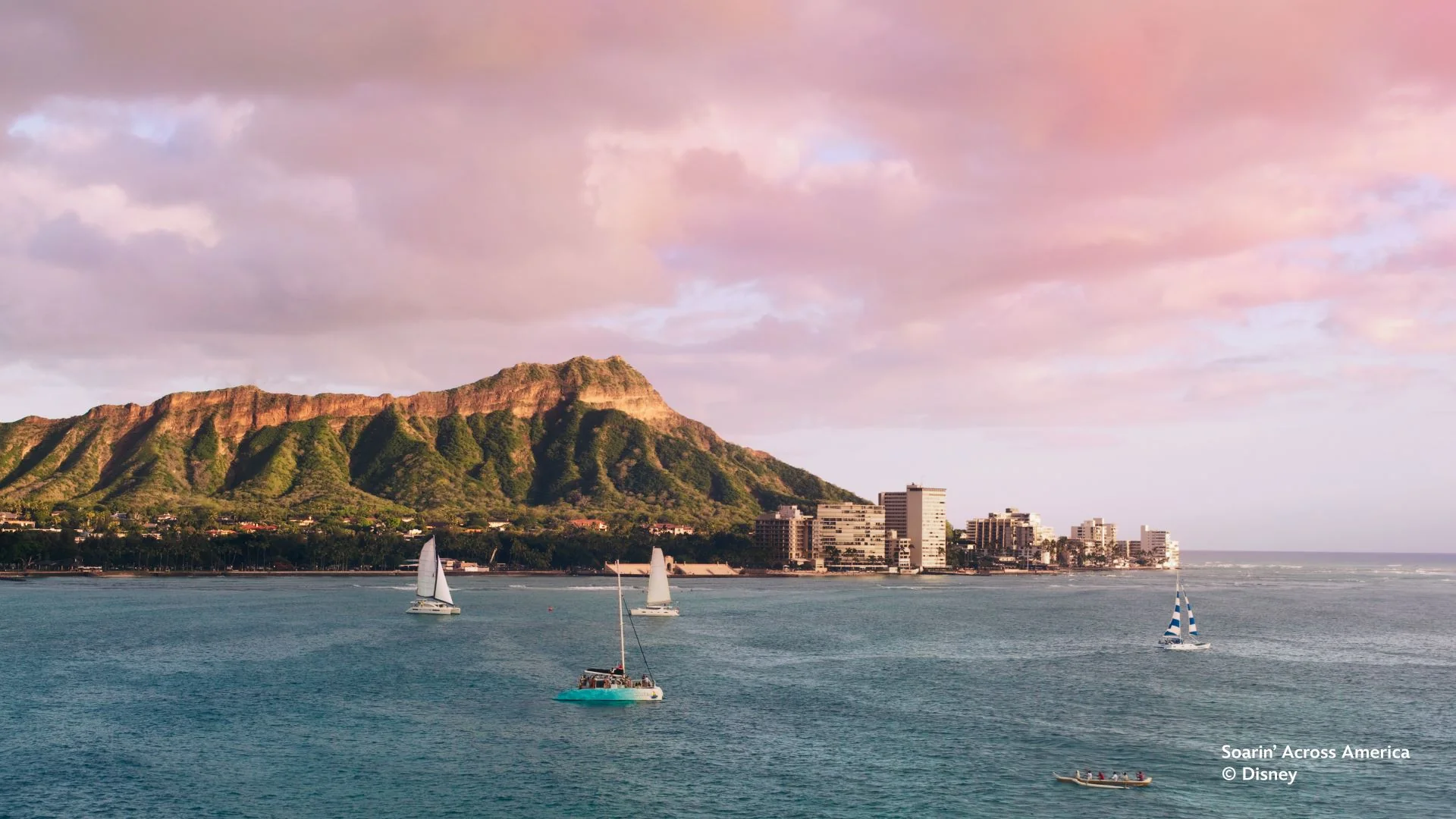 Hawaii shoreline scene from Soarin' Across America