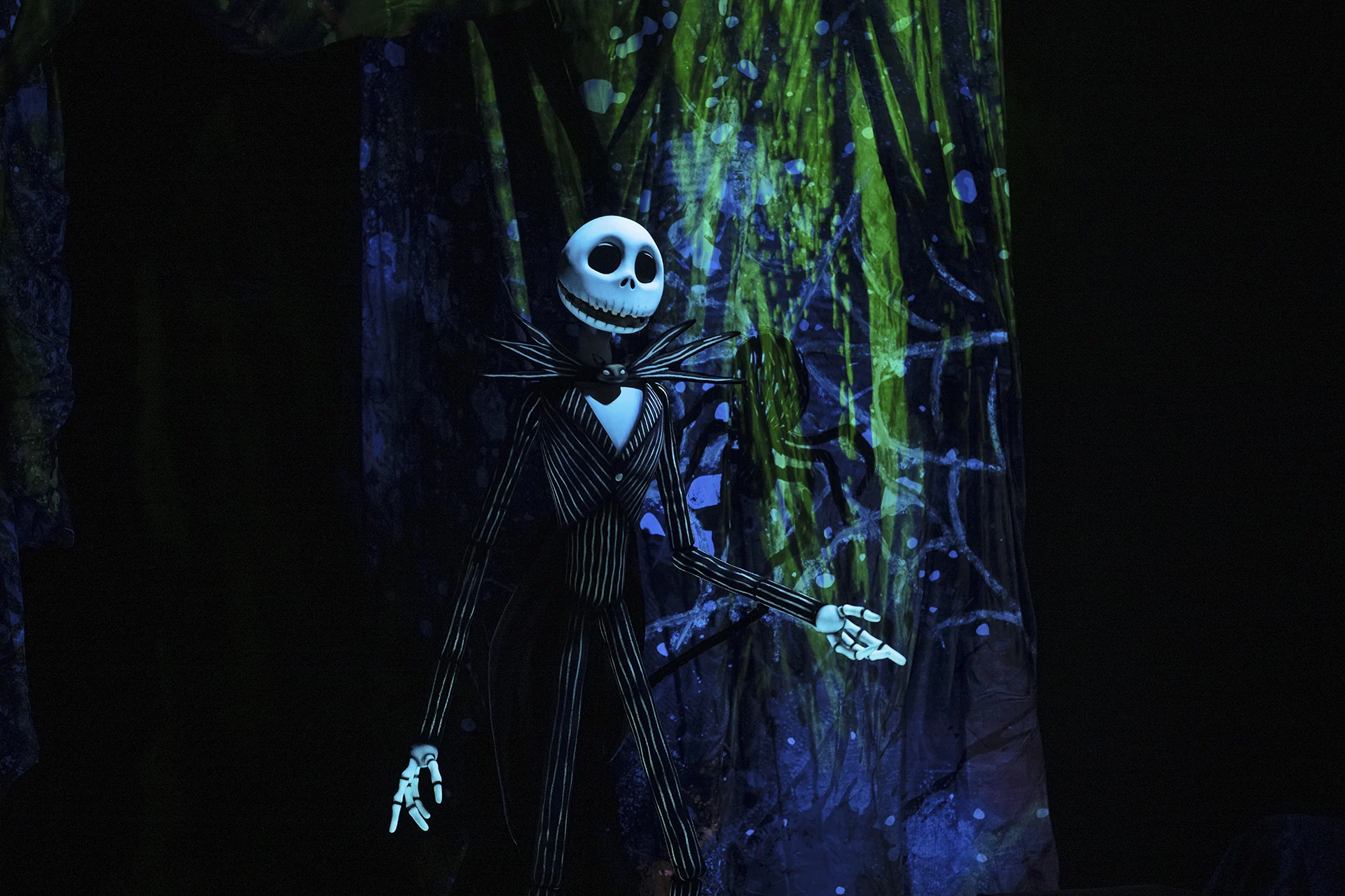 Jack Skellington in the Nightmare Before Christmas sing-along at Jollywood Nights